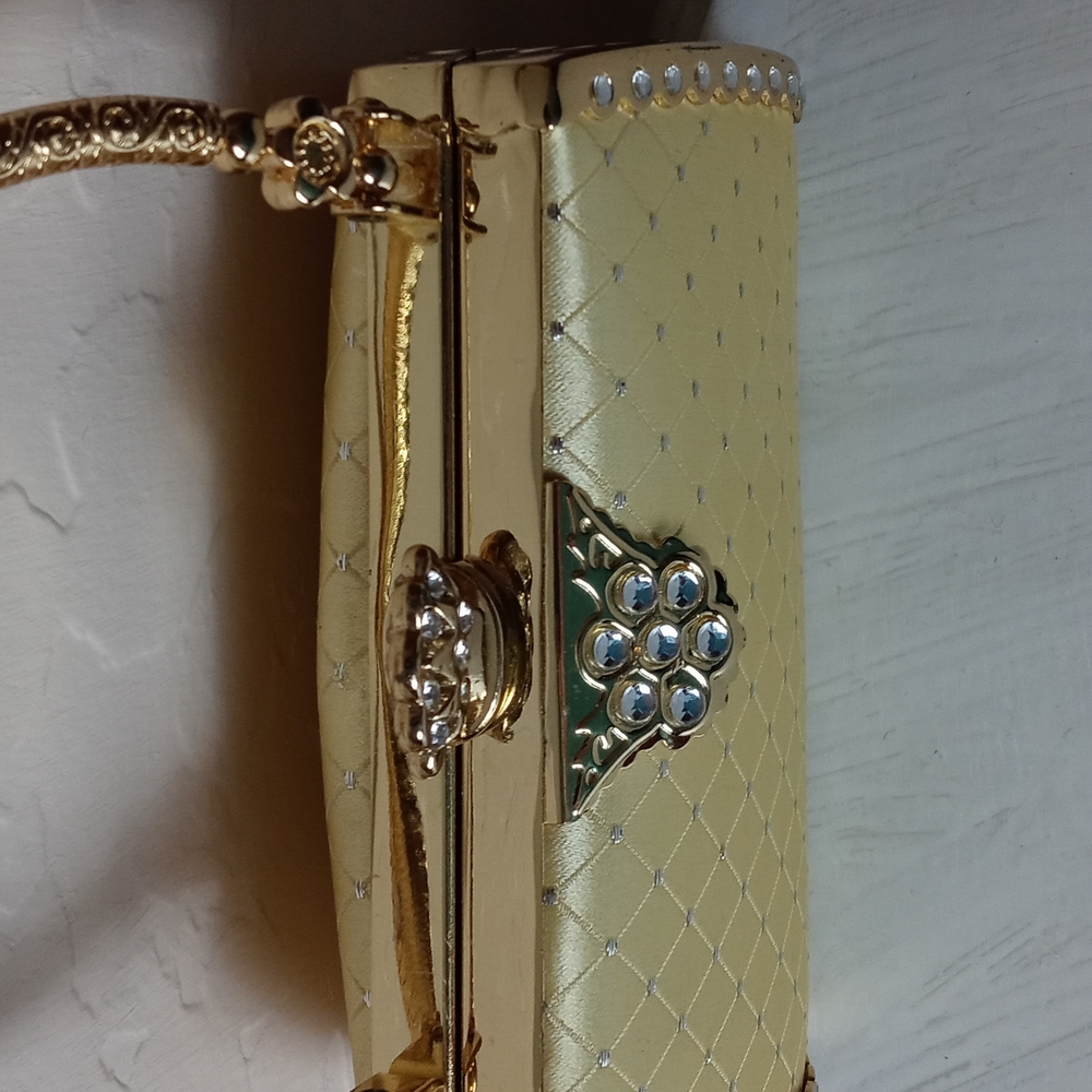 Vintage Gold Tone Metal Evening Purse - Picture 3 of 7